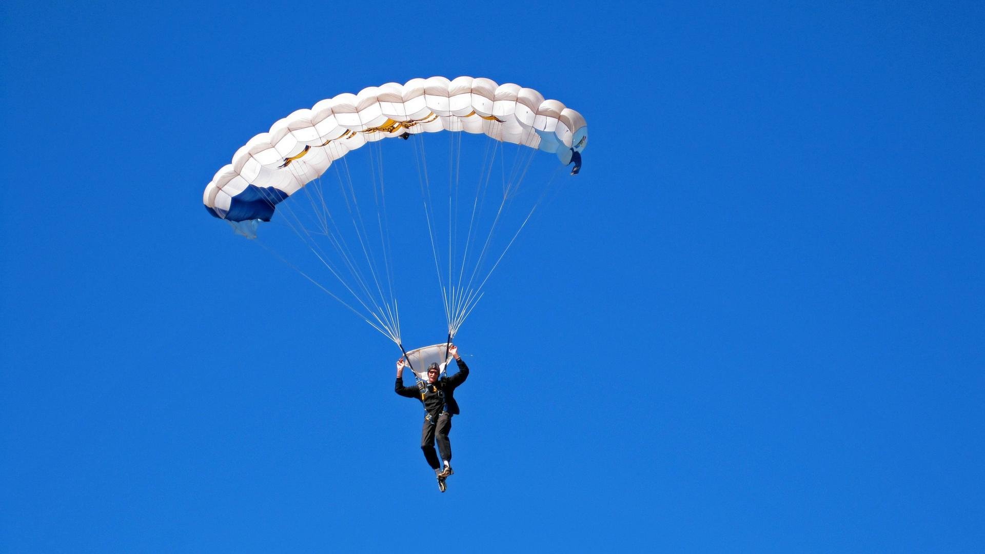 众多高校加入“校园篮球联盟”，推动校园体育繁荣，高校篮球邀请赛